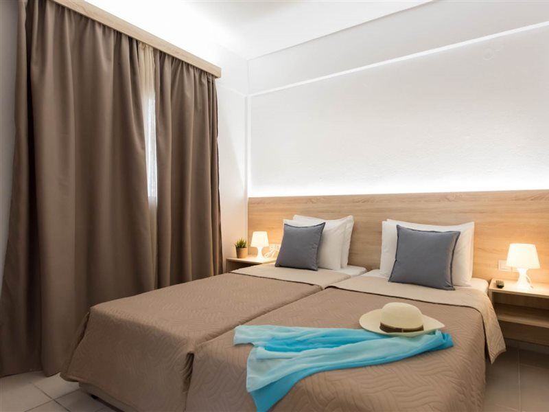Cretan Seaside Boutique Hotel Hersonissos  Exteriör bild